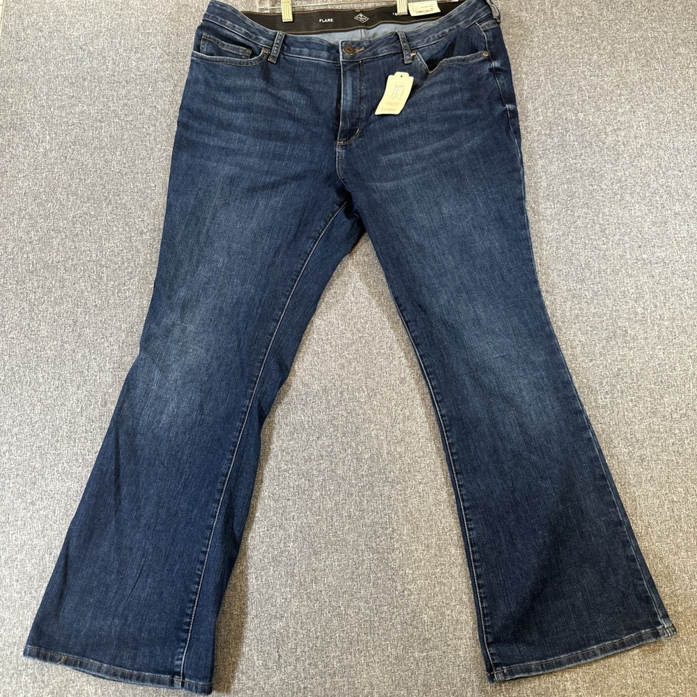 St Johns Bay Womens 18W Flare Jeans Dark Wash Stretch Bootcut Denim Plus